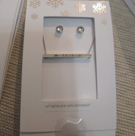 Faith 16" Bar Necklace & Earrings Set - Picture 2 of 3